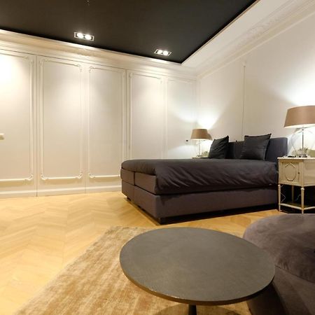 Suite La Duchesse Et Parking Prive Gratuit Монс Экстерьер фото