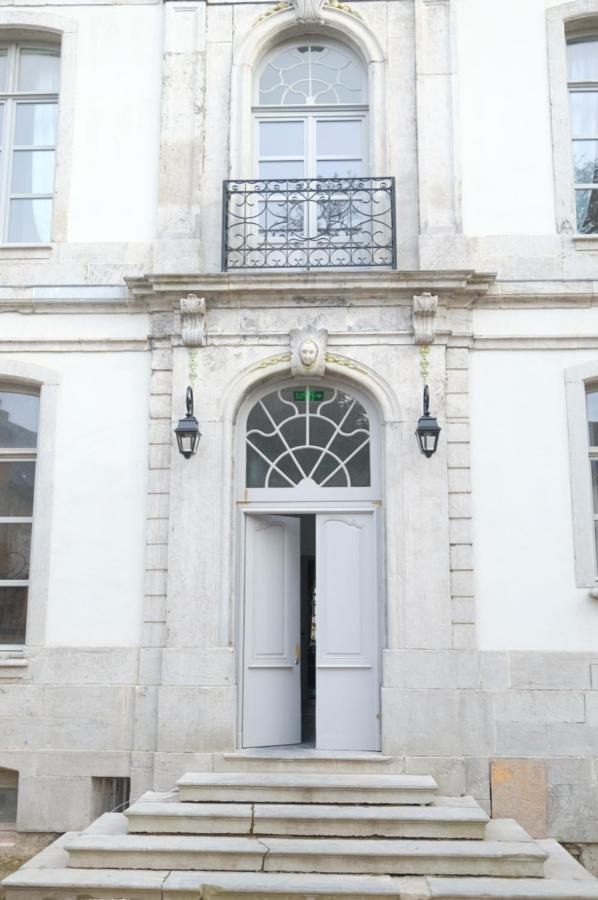 Suite La Duchesse Et Parking Prive Gratuit Монс Экстерьер фото